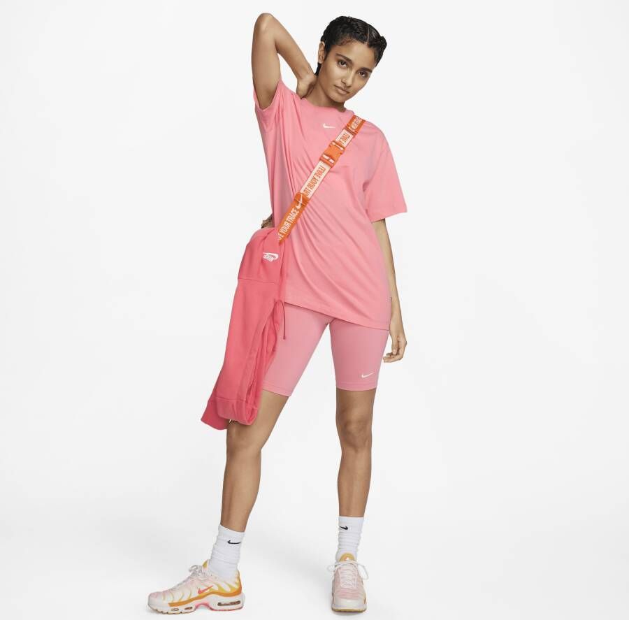 Nike Sportswear Essentials T-shirt voor dames Roze