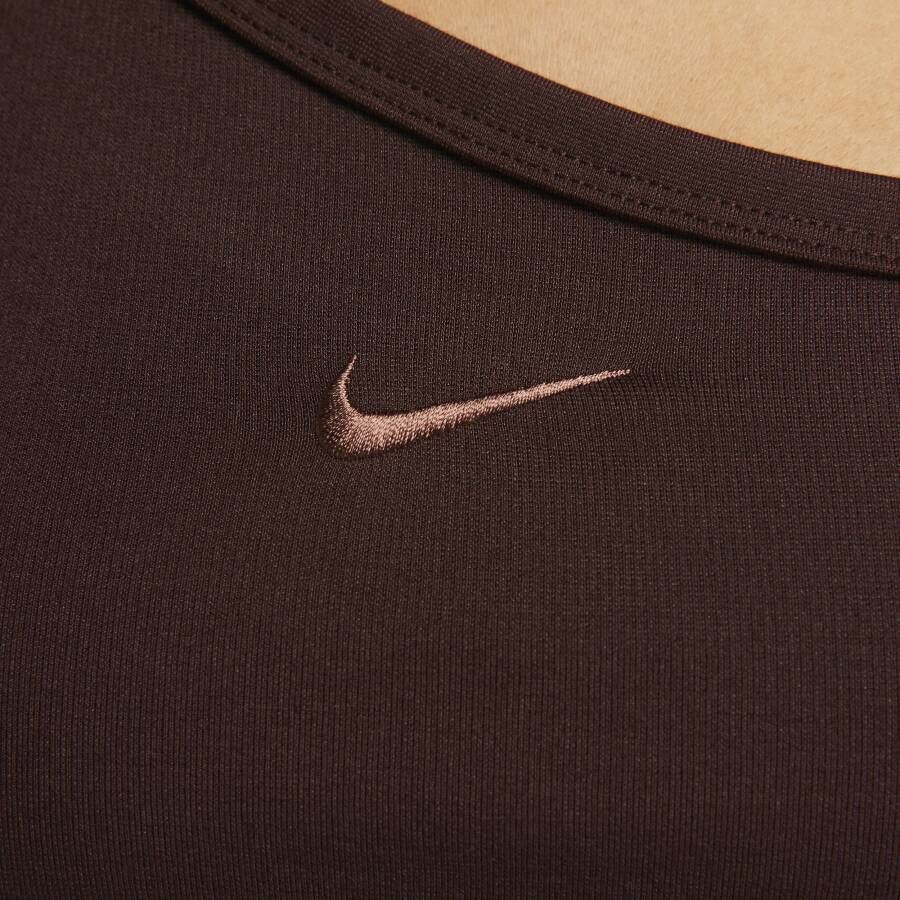 Nike Sportswear Everyday Modern Asymmetrische korte tanktop voor dames Bruin