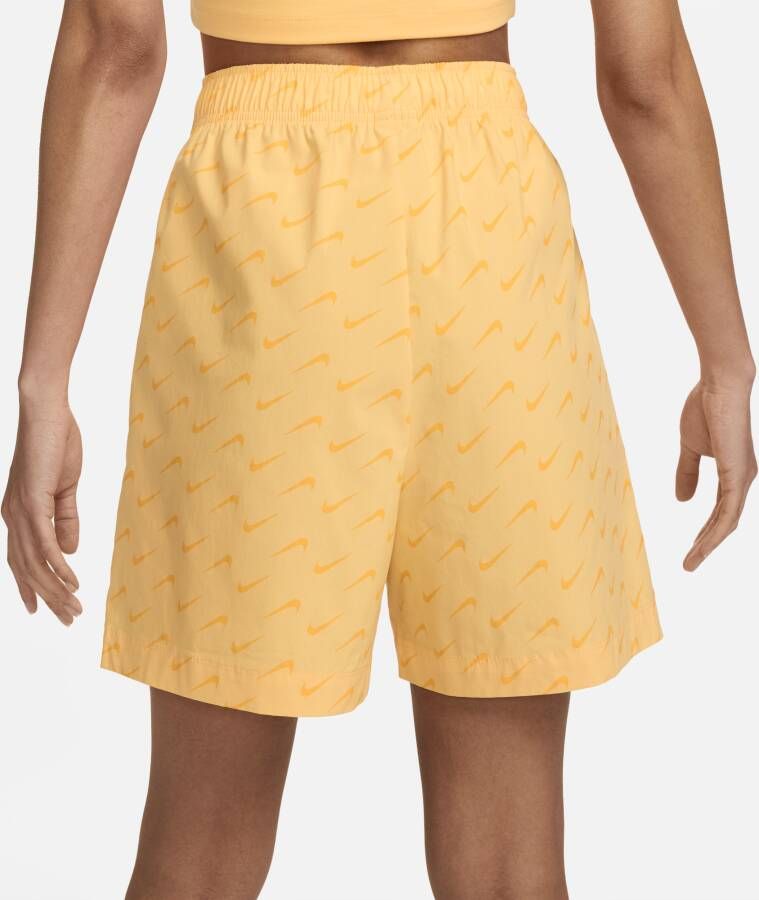 Nike Sportswear Everyday Modern Geweven damesshorts met hoge taille Bruin