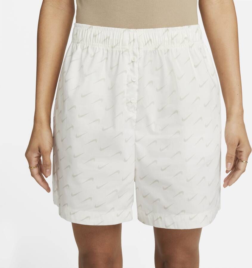 Nike Sportswear Everyday Modern Geweven damesshorts met hoge taille Wit