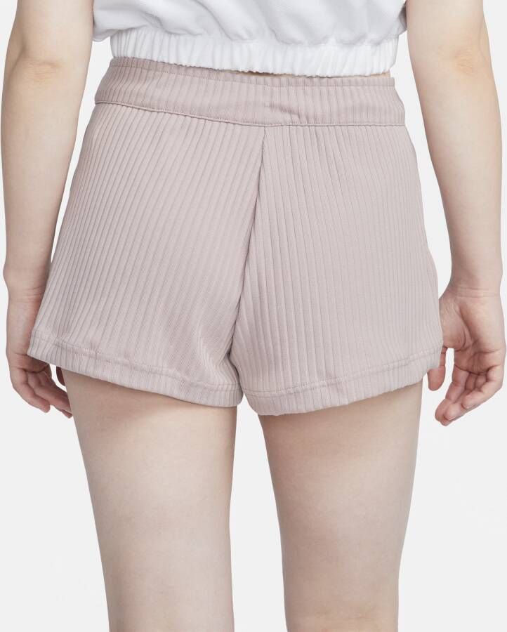 Nike Sportswear Geribde jersey damesshorts met hoge taille Bruin