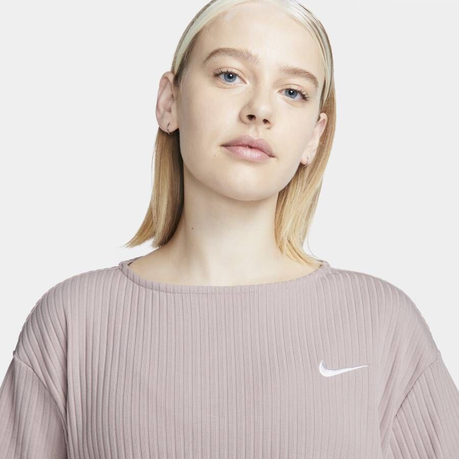 Nike Sportswear Geribde jersey damestop met korte mouwen Bruin