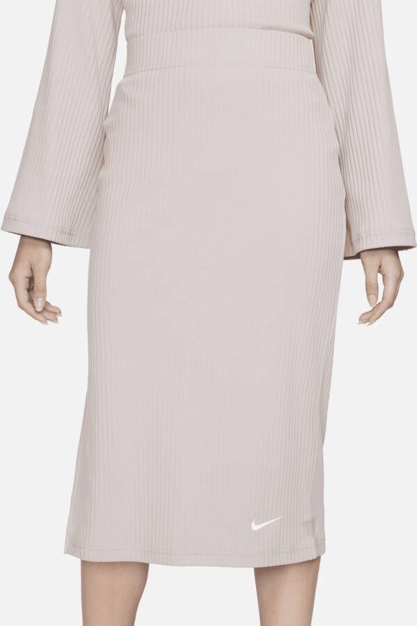 Nike Sportswear geribde jerseyrok met hoge taille Bruin