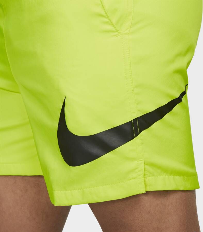Nike Sportswear Geweven herenshorts Geel