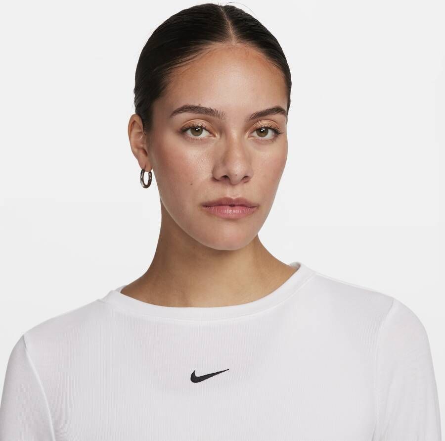 Nike Sportswear Essential korte damestop met ribbels en lange mouwen Wit