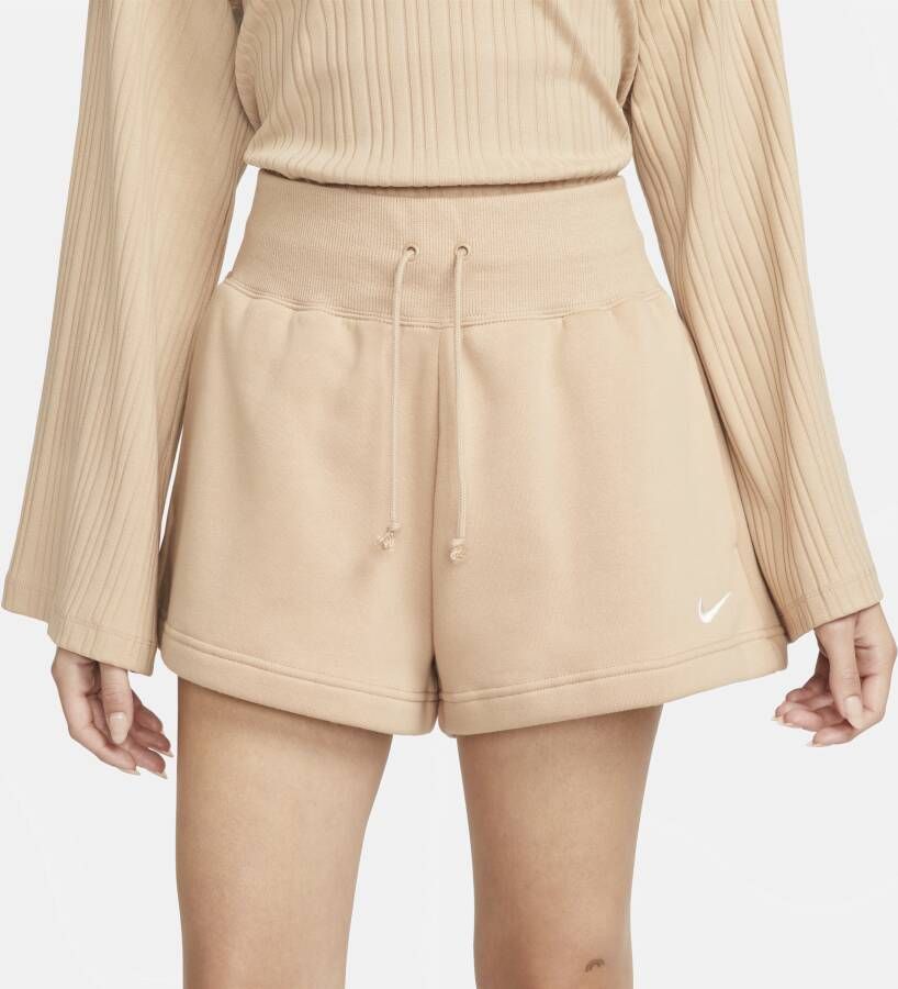 Nike Sportswear Phoenix Fleece damesshorts met ruimvallende pasvorm en hoge taille Bruin