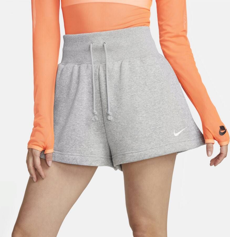 Nike Sportswear Phoenix Fleece damesshorts met ruimvallende pasvorm en hoge taille Grijs