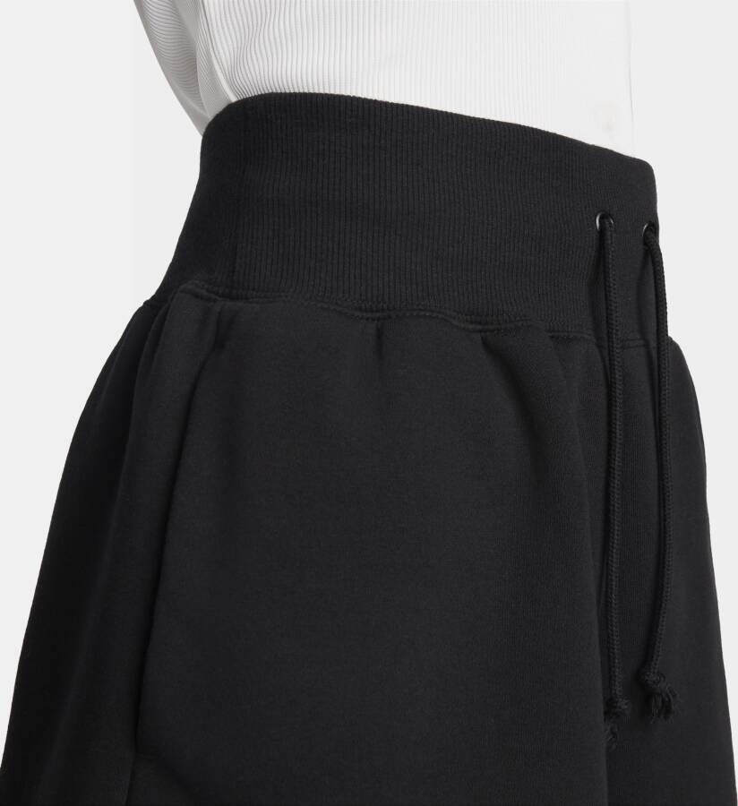 Nike Sportswear Phoenix Fleece damesshorts met ruimvallende pasvorm en hoge taille Zwart