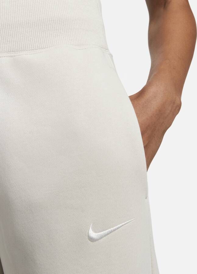 Nike Sportswear Phoenix Fleece Joggingbroek met hoge taille en wijde pijpen voor dames Bruin