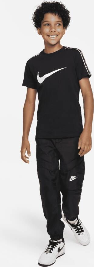 Nike Sportswear Repeat T-shirt voor jongens Zwart