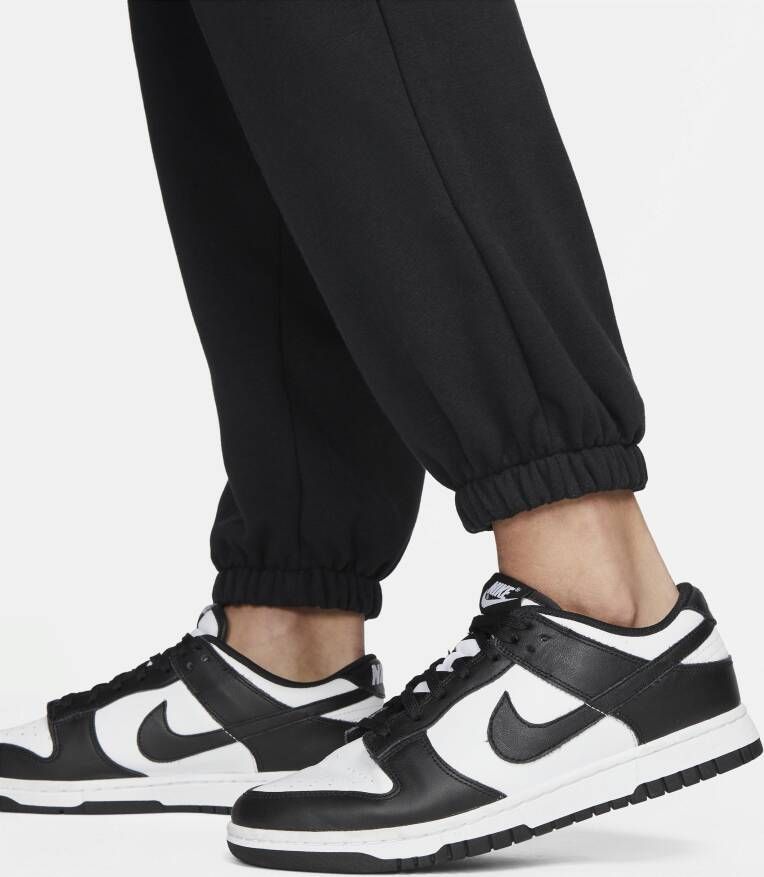Nike Sportswear Ruimvallende dansbroek van fleece voor dames Zwart
