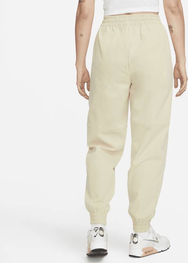 Nike Sportswear Swoosh Geweven damesbroek Bruin