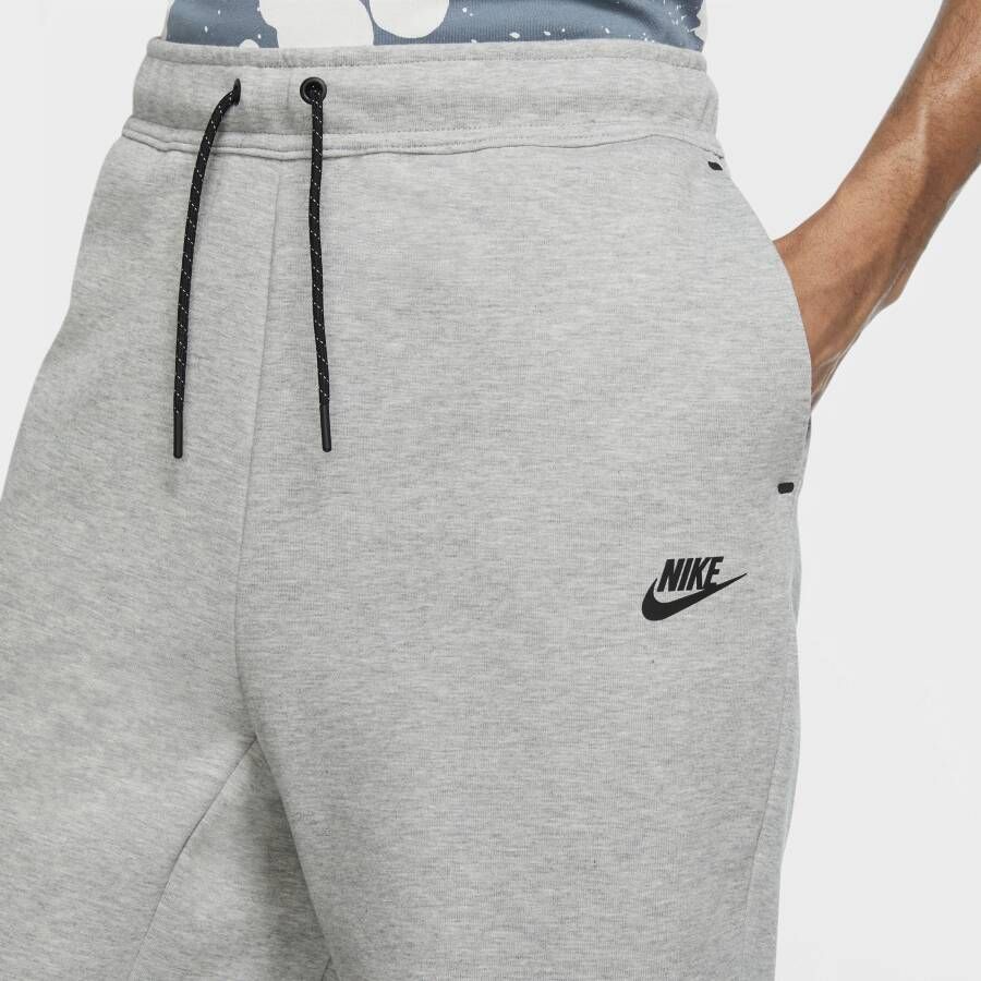 Nike Sportswear Tech Fleece Herenshorts Grijs