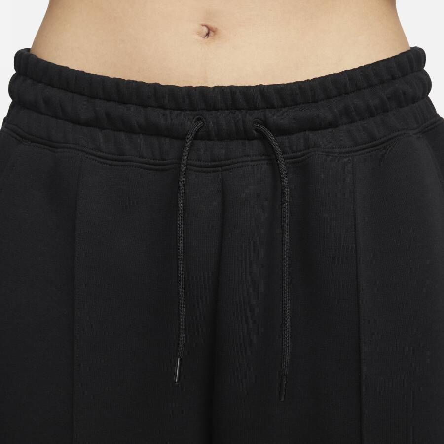 Nike Sportswear Tech Fleece Joggingbroek met halfhoge taille voor dames Zwart