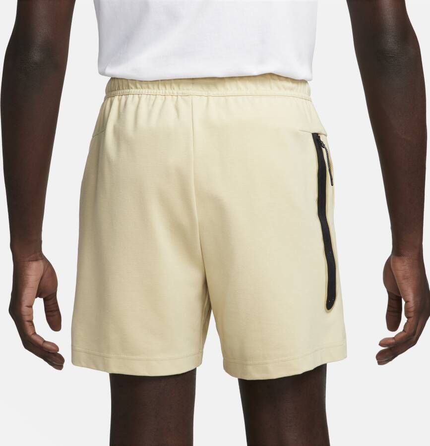 Nike Sportswear Tech Fleece Lightweight herenshorts Bruin