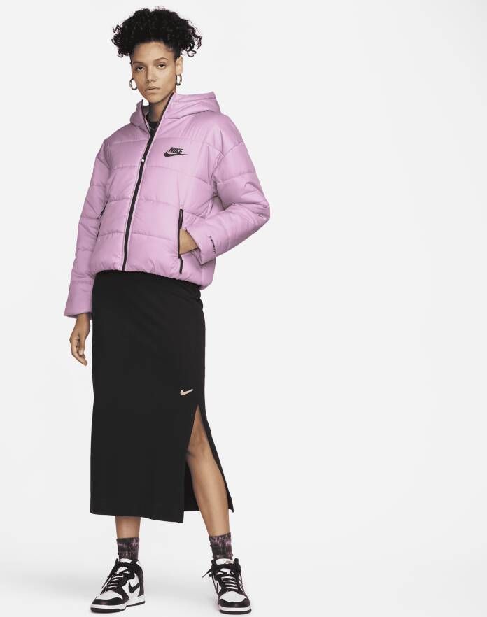 Nike Sportswear Therma-FIT Repel Damesjack met synthetische vulling en capuchon Paars