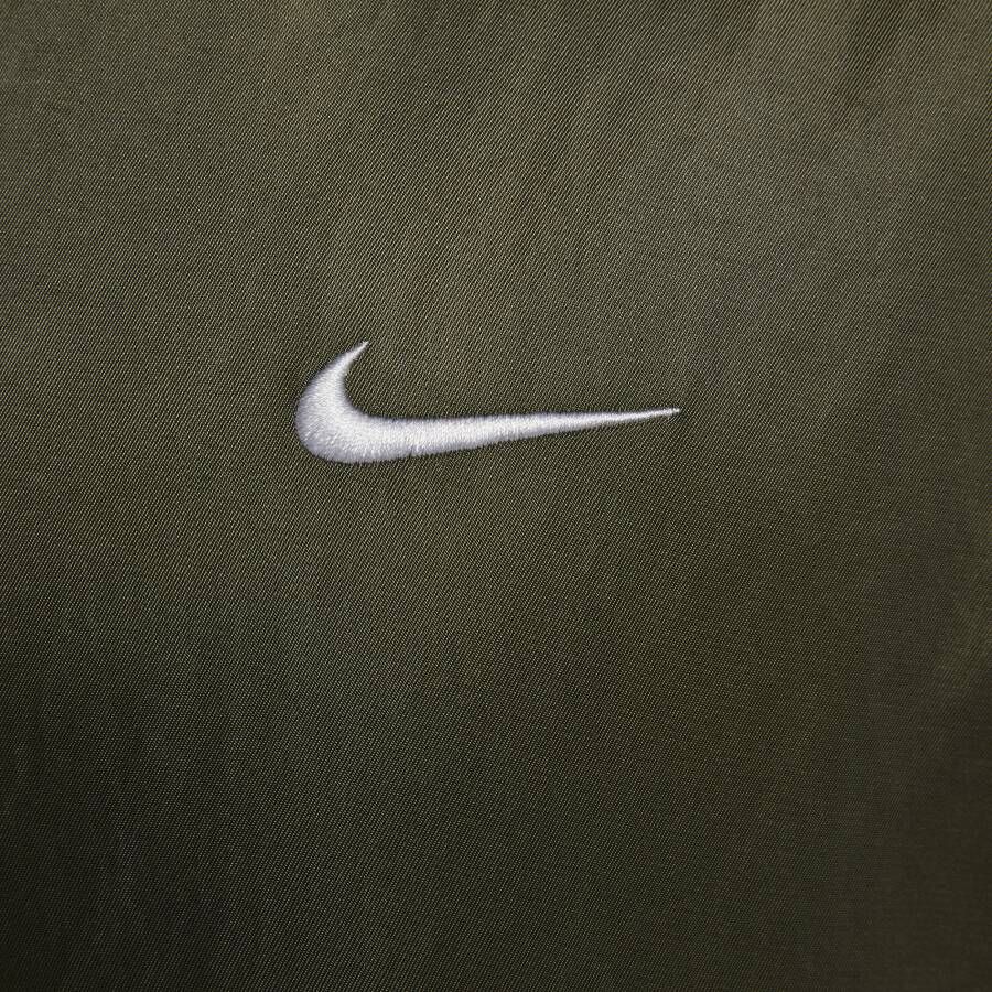 Nike Sportswear Omkeerbaar varsity bomberjack voor dames Groen