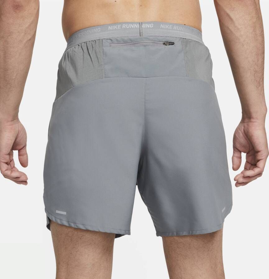 Nike Stride Dri-FIT hardloopshorts met binnenbroek voor heren (18 cm) Grijs