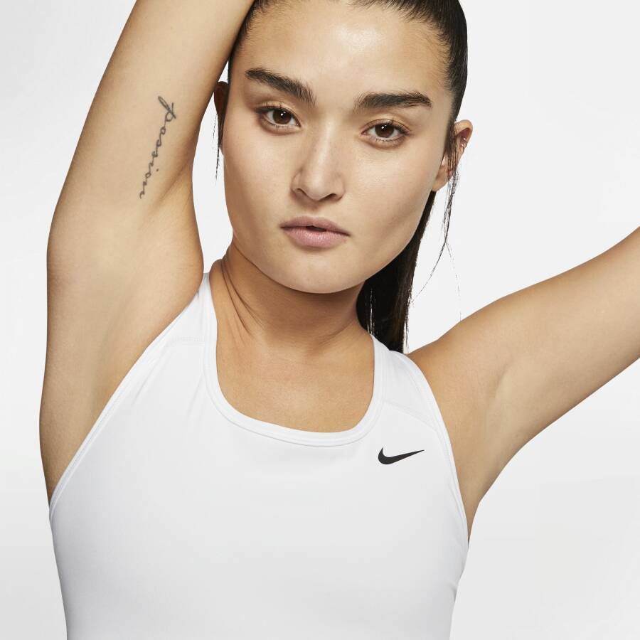 Nike Swoosh Non-padded sport-bh met medium ondersteuning Wit