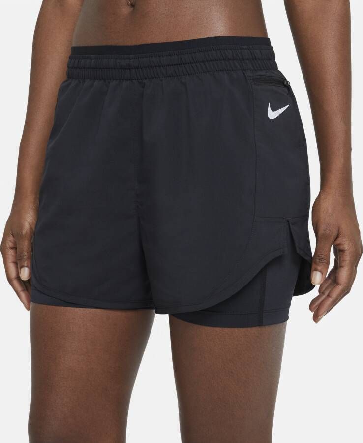 Nike Tempo Luxe 2-in-1 hardloopshorts voor dames Zwart
