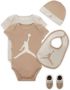Jordan 5-Piece Core Gift Set vijfdelige boxset met rompertjes voor baby's Bruin - Thumbnail 1
