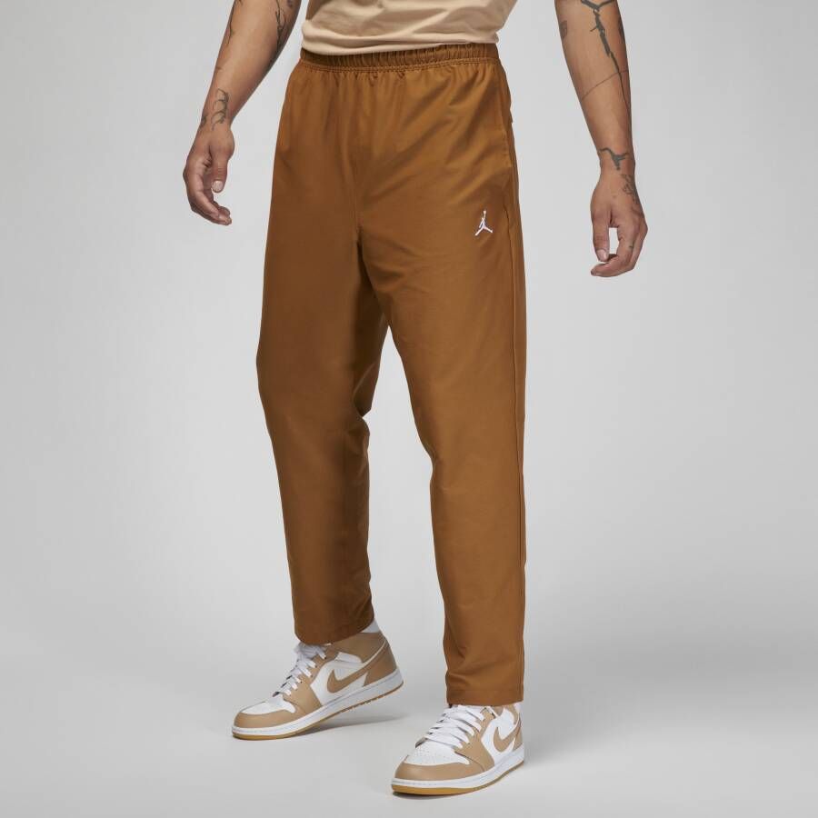 Jordan Essentials herenbroek met korte pasvorm Bruin