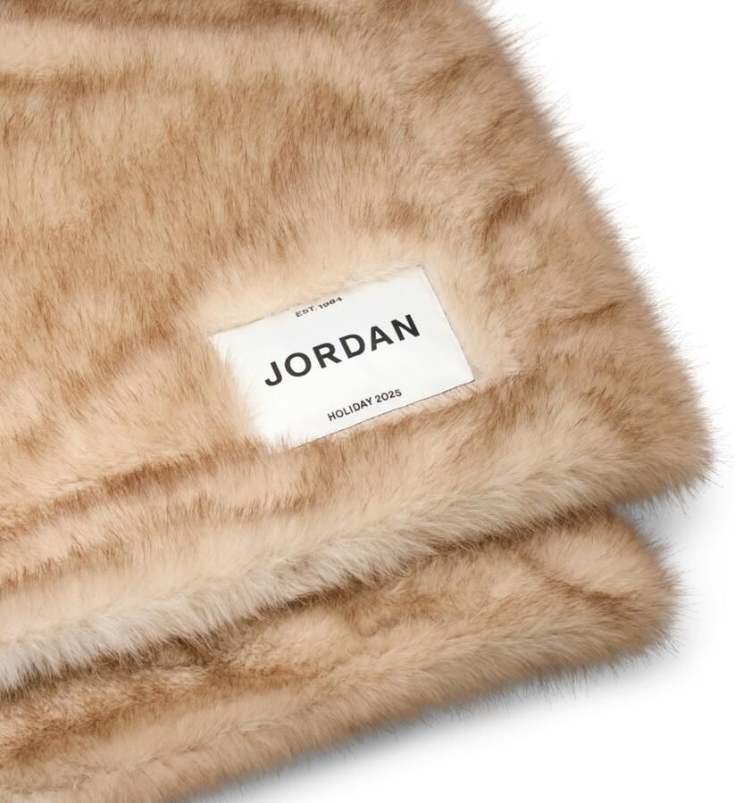 Jordan Brooklyn deken van imitatiebont Bruin