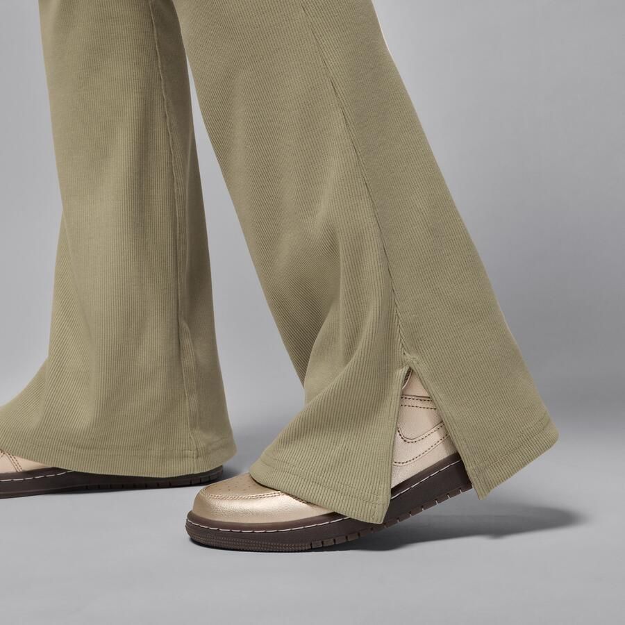 Jordan Brooklyn Essentials legging met halfhoge taille en wijde pijpen voor dames Bruin - Foto 3