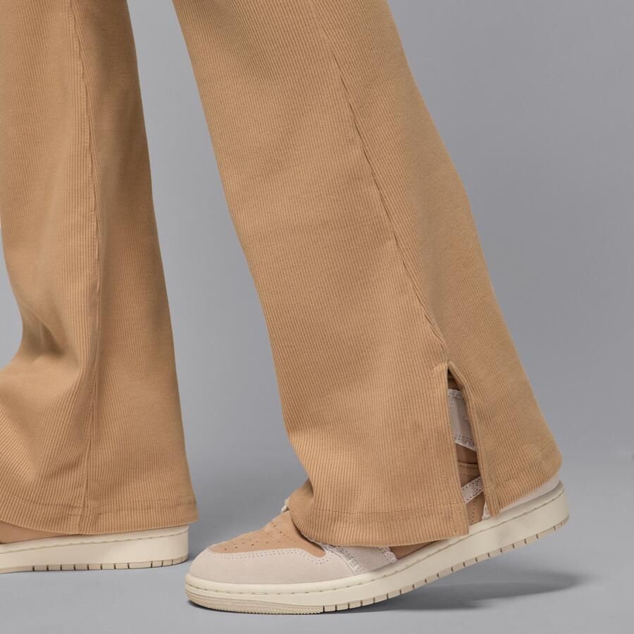 Jordan Brooklyn Essentials legging met halfhoge taille en wijde pijpen voor dames Bruin - Foto 3