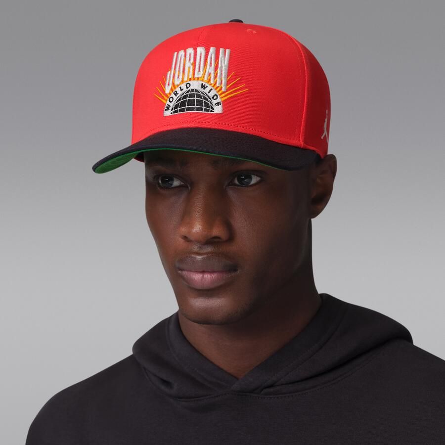 Jordan Essentials Pro gestructureerde pet met platte klep Rood - Foto 4
