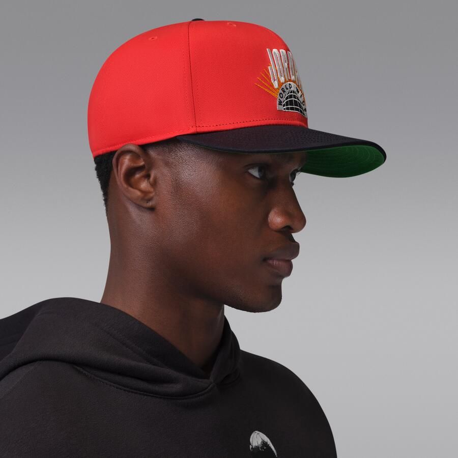 Jordan Essentials Pro gestructureerde pet met platte klep Rood - Foto 2
