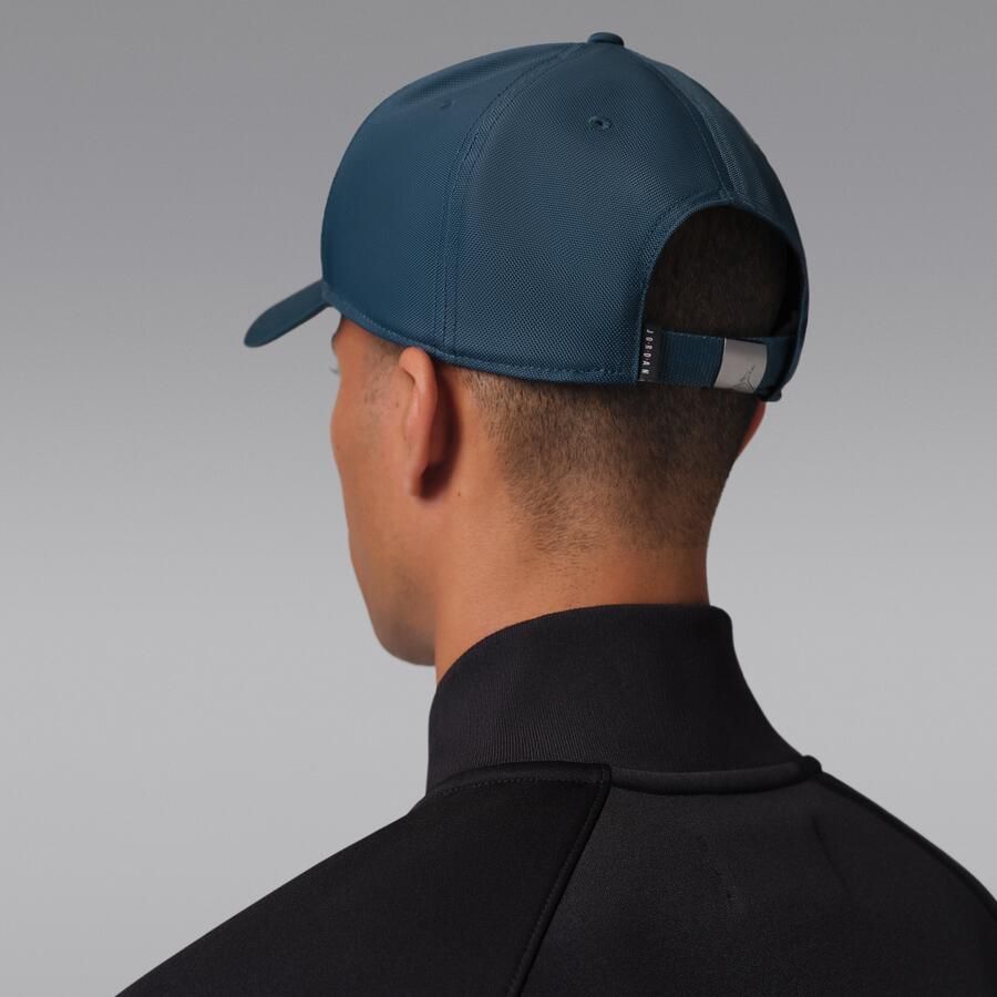 Jordan Rise gestructureerde pet met metalen Jump Blauw
