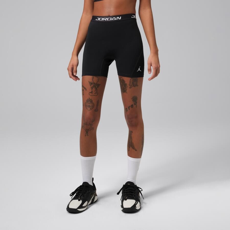 Jordan Sport Essentials Dri-FIT damesshorts met hoge taille (13 cm) Zwart - Foto 4
