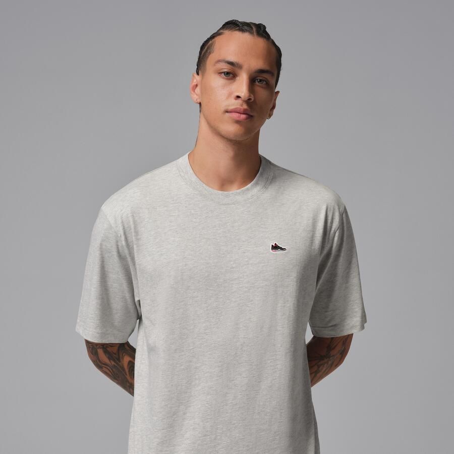 Jordan T-shirt met sneakerpatch voor heren Grijs - Foto 4