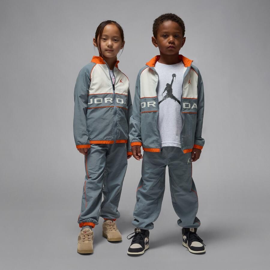 Jordan tweedelige kleuterset met windjack en biezen op beide kledingstukken Grijs - Foto 4