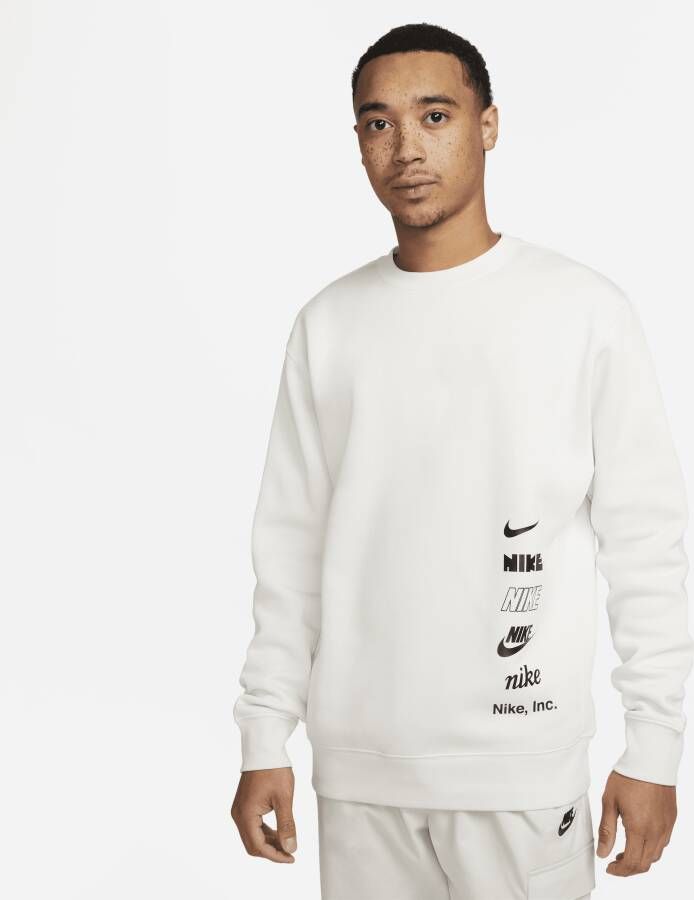 Nike Club Fleece+ Geborstelde herentop met ronde hals Grijs