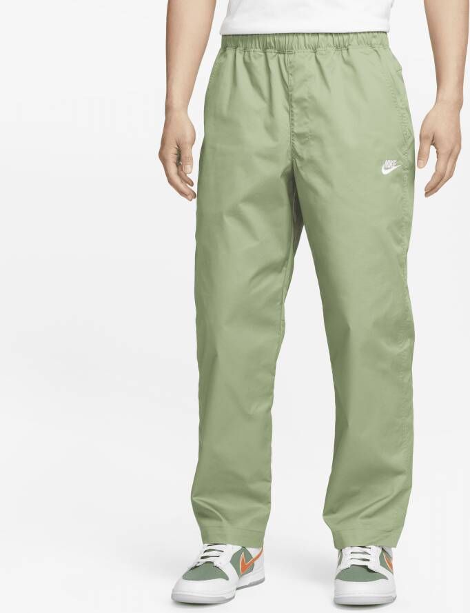 Nike Club Geweven broek met rechte pijpen voor heren Groen