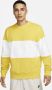 Nike Club herenshirt van sweatstof met kleurblokken en ronde hals Geel - Thumbnail 1