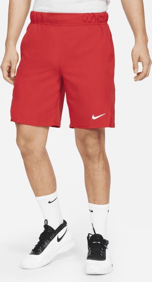 Nike Court Dri-FIT Victory Tennisshorts van 23 cm voor heren Rood