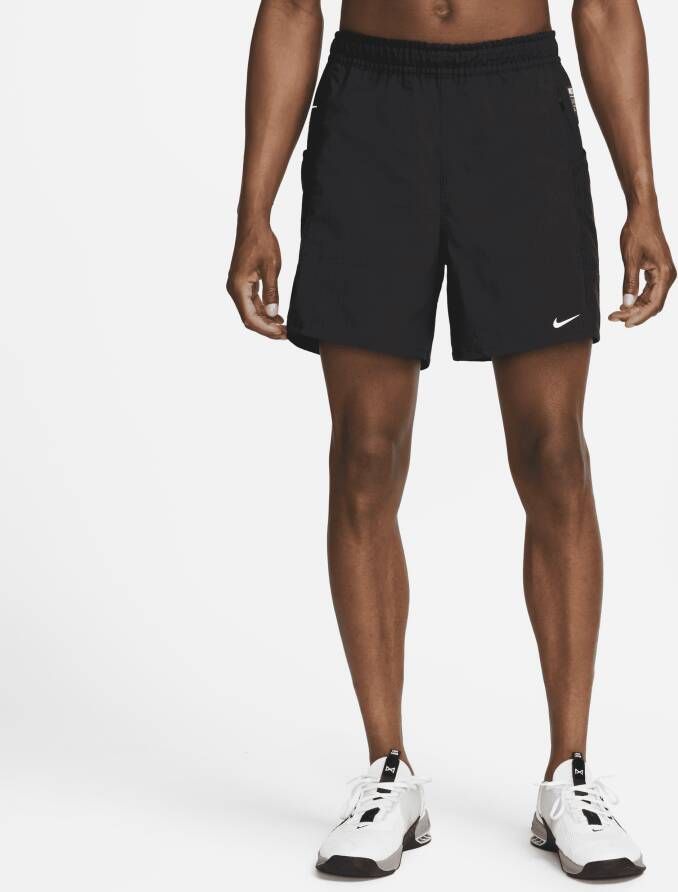 Nike Dri-FIT ADV A.P.S. Multifunctionele niet-gevoerde herenshorts (18 cm) Zwart