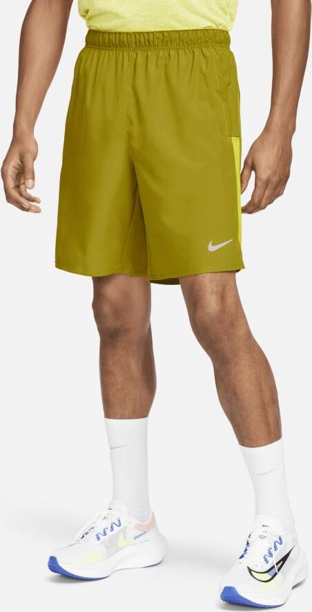 Nike Challenger Dri-FIT niet-gevoerde hardloopshorts voor heren (23 cm) Groen