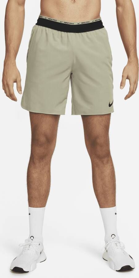 Nike Dri-FIT Flex Rep Pro Collection Niet-gevoerde trainingsshorts voor heren (van 20 cm) Bruin