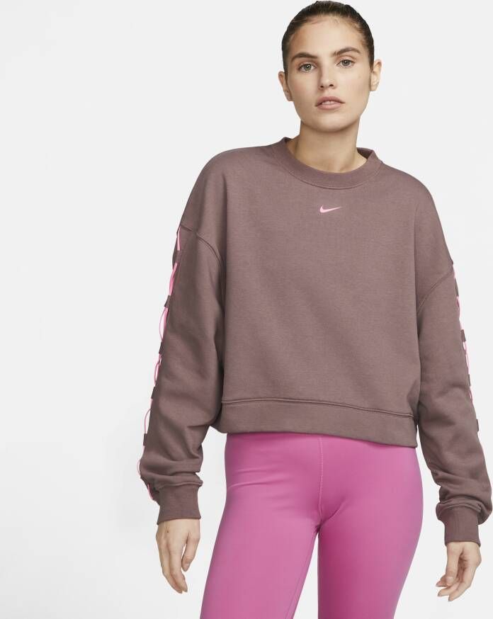 Nike Dri-FIT Get Fit Sweatshirt met ronde hals en vetersluiting voor dames Bruin