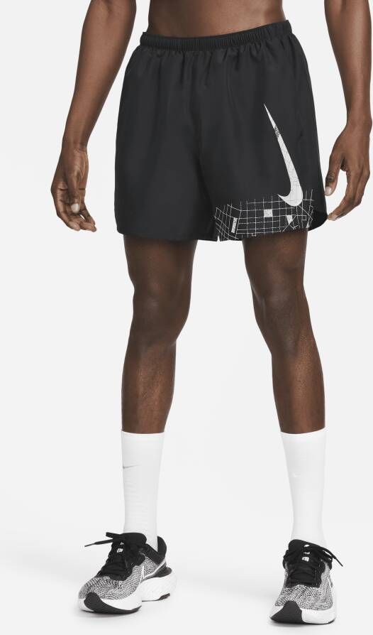 Nike Dri-FIT Run Division Challenger Hardloopshorts met binnenbroek voor heren (13 cm) Zwart
