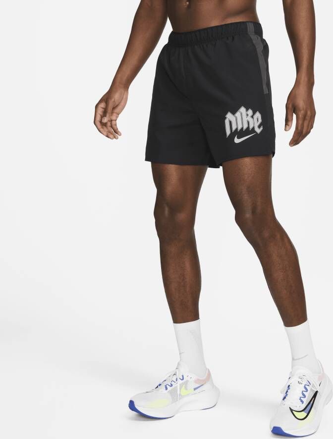 Nike Dri-FIT Run Division Challenger Hardloopshorts met binnenbroek voor heren (13 cm) Zwart