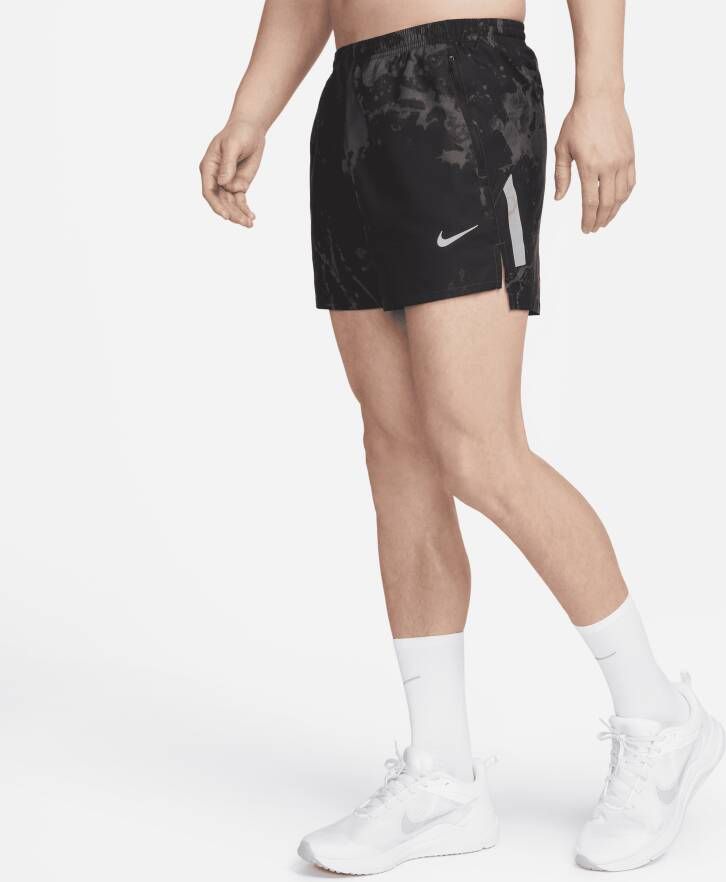Nike Dri-FIT Run Division Stride Hardloopshorts met binnenbroek voor heren (10 cm) Zwart