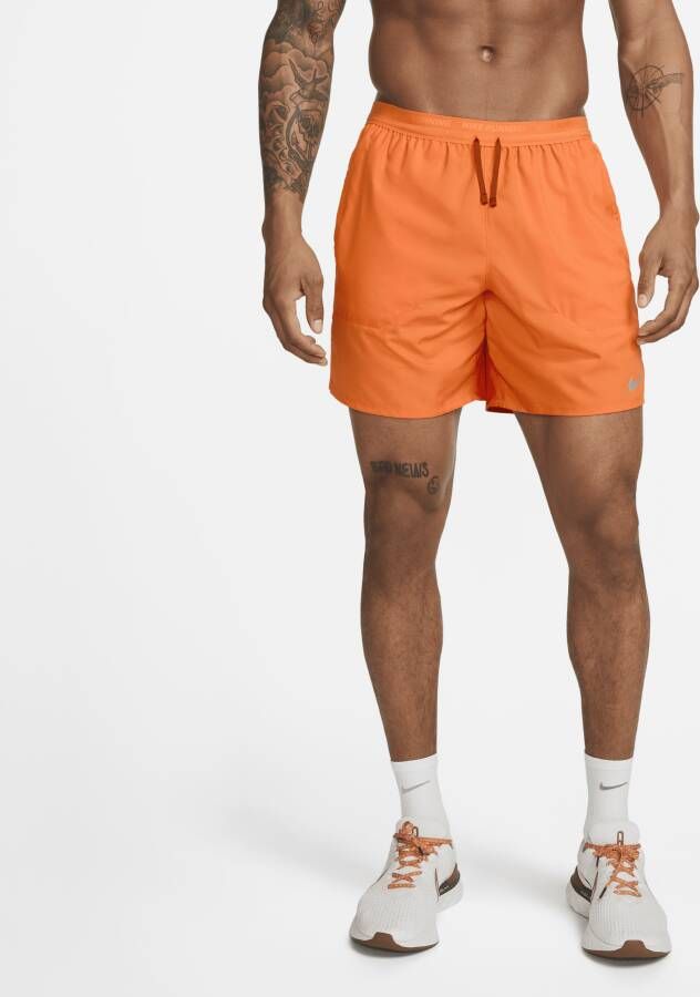 Nike Stride Dri-FIT 2-in-1 hardloopshorts voor heren (18 cm) Oranje