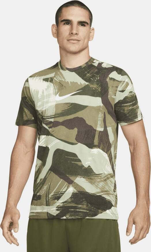 Nike Dri-FIT Trainingsshirt met camouflageprint voor heren Groen