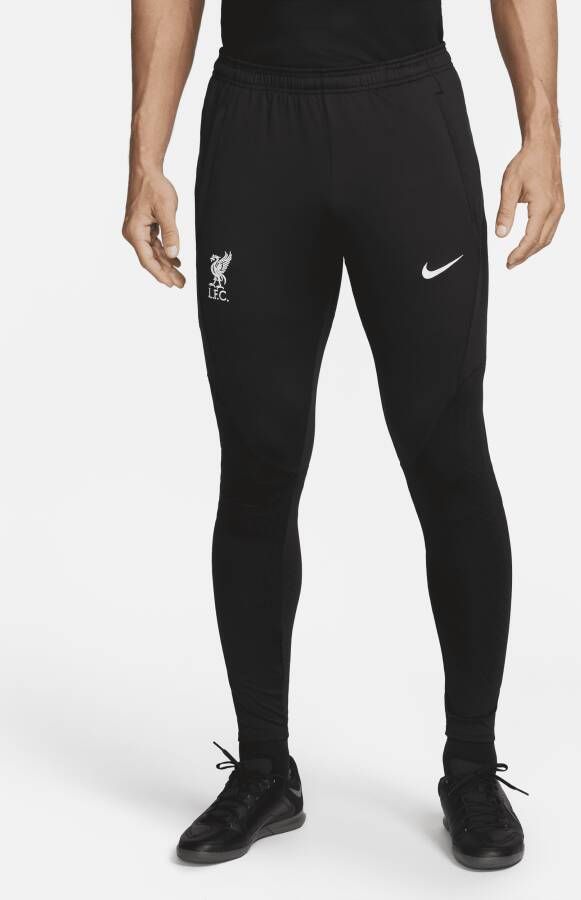 Nike Liverpool FC Strike Dri-FIT knit voetbalbroek voor heren Zwart