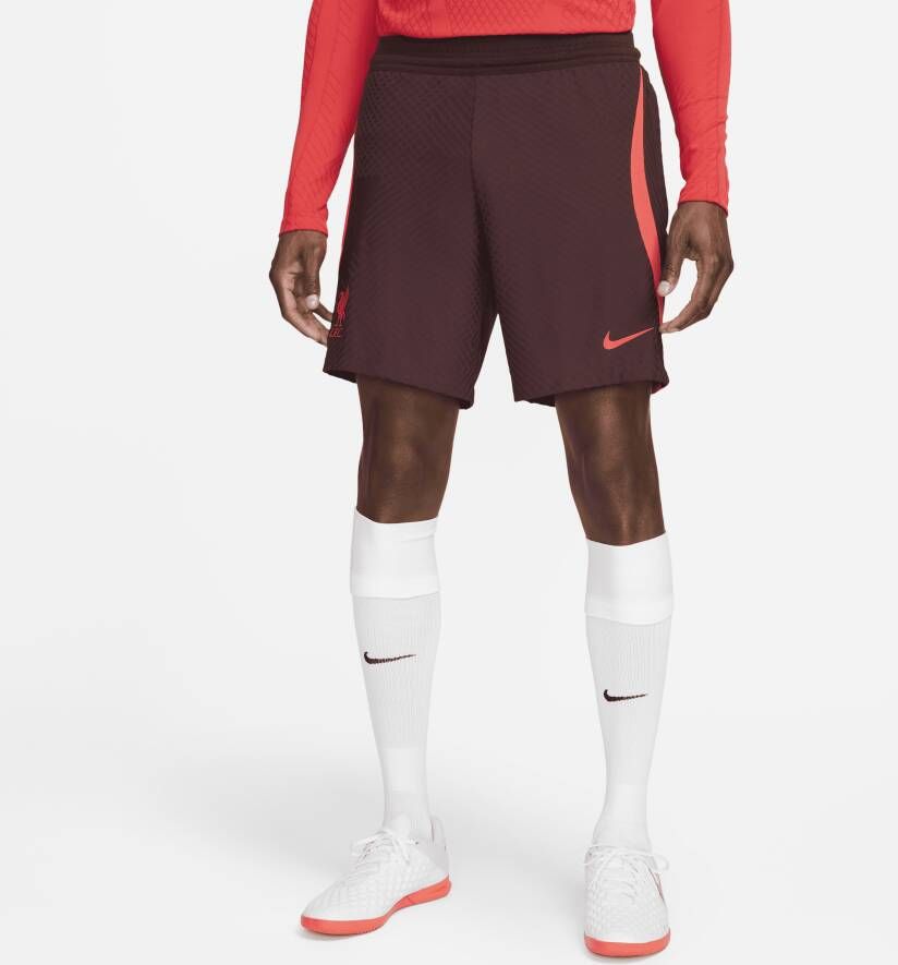Nike Liverpool FC Strike Elite Dri-FIT ADV Knit voetbalshorts voor heren Rood